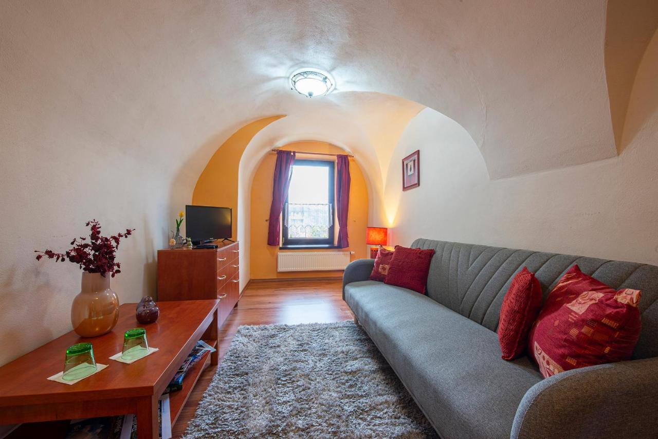 Penzion Familia Hotell Poprad Exteriör bild